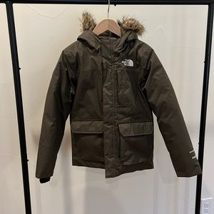 GIRLS NORTH FACE WINTER COAT